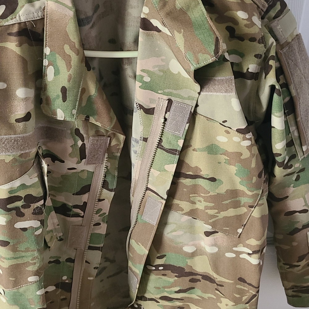 Mens military surplus light jacket